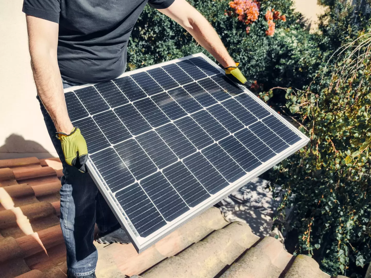 Hvordan fungerer solcellepanel: En Detaljert Guide